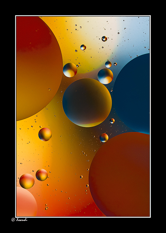 Colours of oil and water