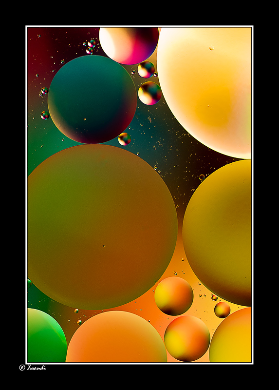 Colours of oil and water