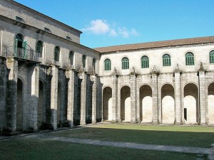 Claustro de los Pináculos. FreeCat