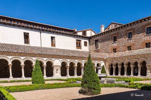 Claustro románico Las Claustrillas
